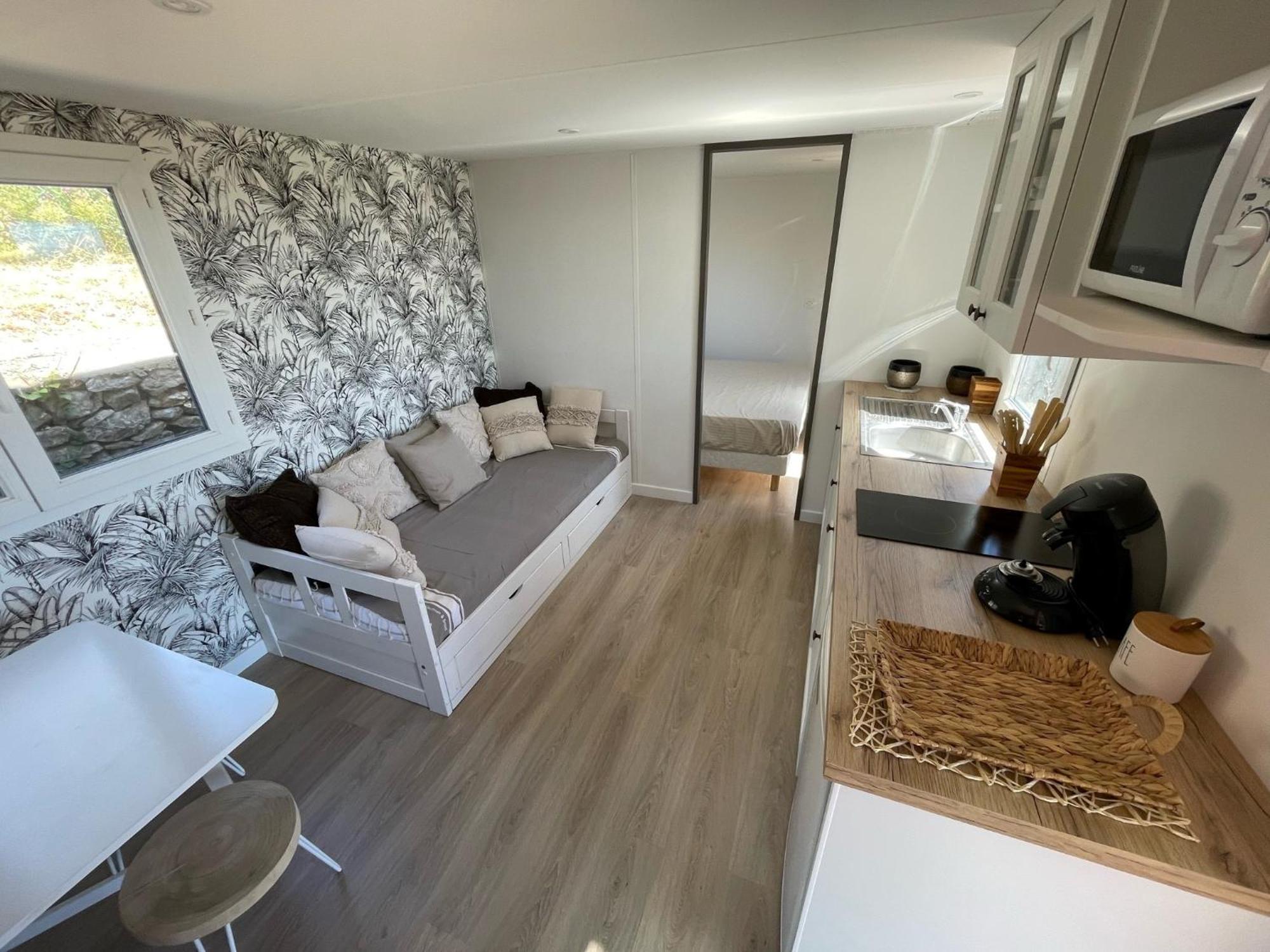 Mobil-Home En Pleine Nature A 3 Mins Du Lac Du Salagou Avec Vue Panoramique Lacoste  外观 照片